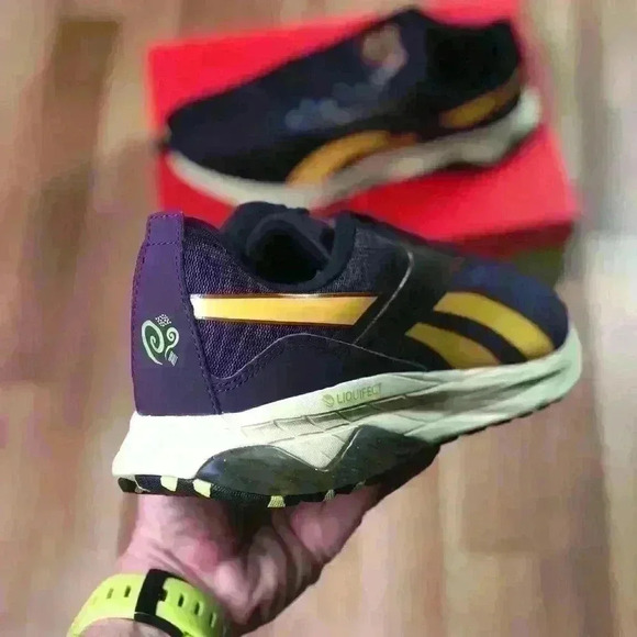 💰HUGE CLEARANCE SALE 💰Teebok Liquifect 180 2.0  AP x Kung Fu Panda GV7168 - Picture 6 of 14